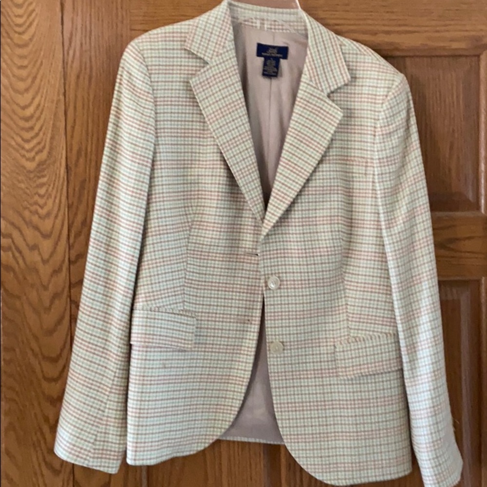 Brooks Brothers woman’s suit